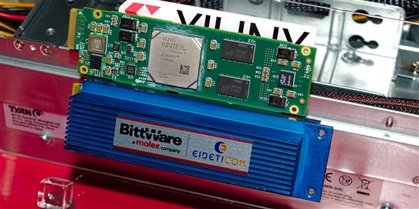 Intel“40米长尺”SSD全新形态:M.2被完美取代的图片 - 7 Intel“40米长尺”SSD全新形态:M.2被完美取代的照片 - 7