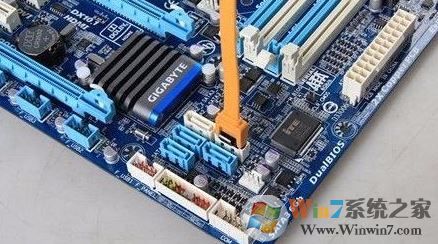 如何安装双硬盘?win7系统双硬盘安装使用方法