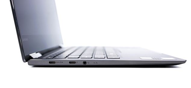 联想yoga720有什么接口?联想yoga720自带外设接口