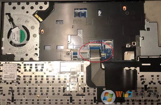 thinkpad e450c换电池怎么换?thinkpad e450 拆电池教程