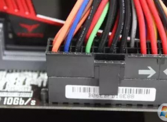 ���Ե�Դ�߽ӷ�(�Կ�,CPU����,,��Դ����,ָʾ��,USB,��Ƶ��)