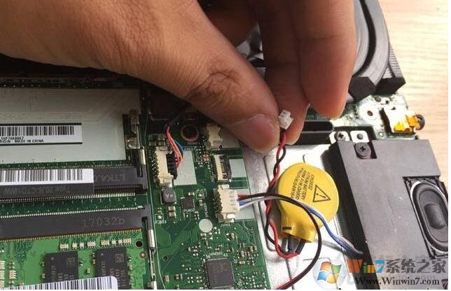 笔记本怎么给主板电池放电清BIOS恢复出厂设置.笔记本清coms放电方法