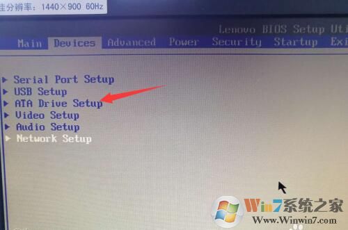 ����������Y7000/��7000����PE�޷�ʶ���̬Ӳ�̵Ľ������